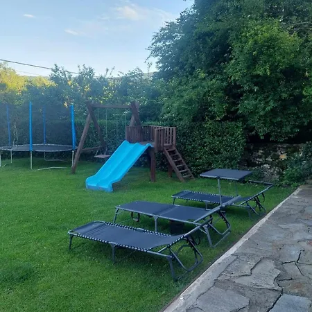 Holiday home митровата къща