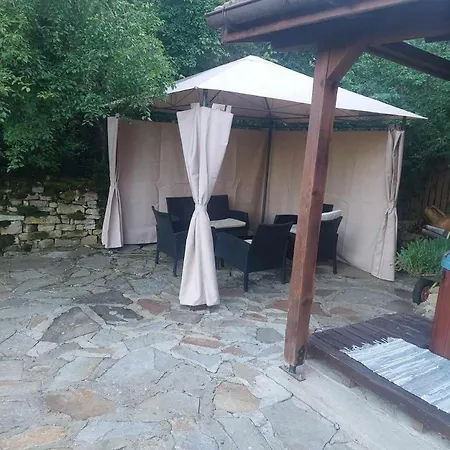 Holiday home митровата къща Raynovtsi