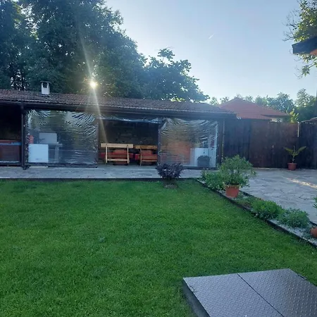 Feriehus митровата къща