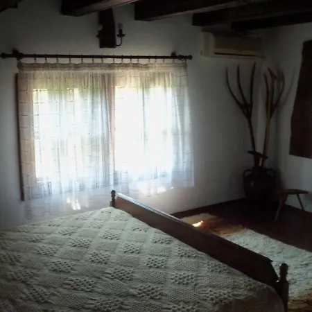 митровата къща *