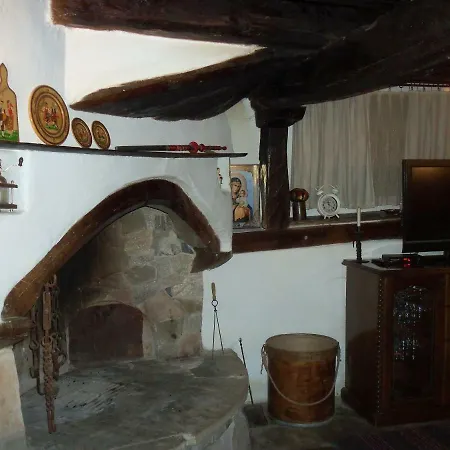 митровата къща Holiday home Raynovtsi