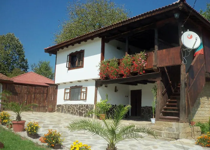 Nyaraló митровата къща Raynovtsi