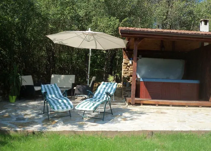 Nyaraló митровата къща *