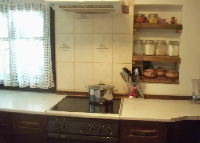 митровата къща Nyaraló *