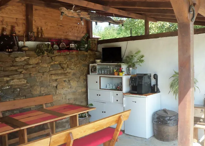 Nyaraló митровата къща *