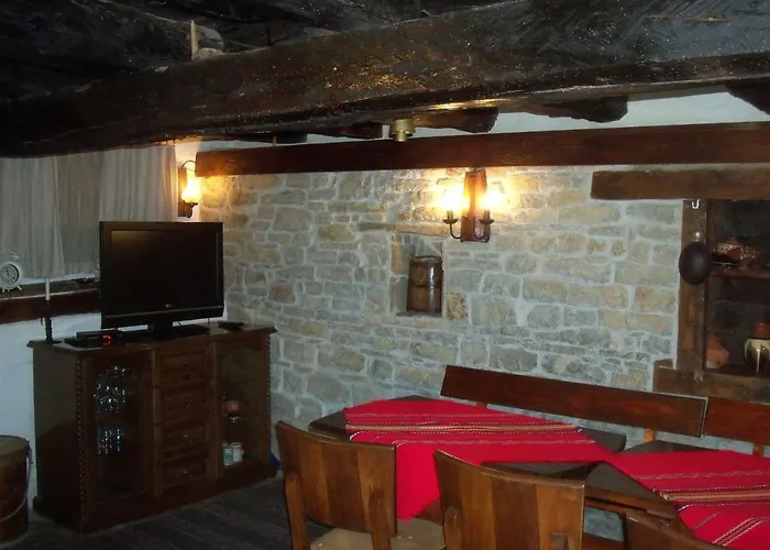 Nyaraló митровата къща